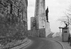 Magyarország, Gellérthegy, Budapest XI., Citadella és a Felszabadulási Emlékmű (Kisfaludi Strobl Zsigmond)., 1988, Vova, szovjet emlékmű, Budapest, Kisfaludi Strobl Zsigmond-terv, Fortepan #55005