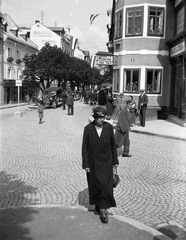 Ausztria, Mariazell, Hauptplatz., 1935, Magyar Bálint, zászló, szálloda, trafik, Fortepan #55421