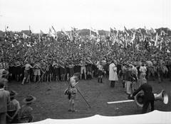 Hollandia, Vogelenzang, 5. Nemzetközi Cserkész Világtalálkozó (Jamboree), záróünnepség., 1937, Magyar Bálint, zászló, cserkész, sokadalom, Fortepan #55748