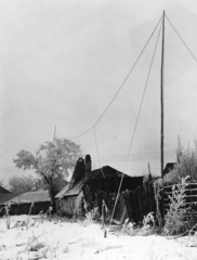 Magyarország, Sátoraljaújhely, 1944, Rádió és Televízió Újság, tél, antenna, Fortepan #56141