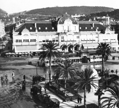 France, Nice, Place Masséna, Városi Kaszinó (Casino municipal)., 1935, Balassa Péter, walkway, tram, palm tree, casino, Fortepan #56631