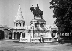 Hungary, Budapest I., Szentháromság tér, Szent István szobra (Stróbl Alajos, 1906.) a Halászbástyánál., 1962, Karabélyos Péter, horse sculpture, Saint Stephen I-portrayal, Budapest, Fortepan #57232