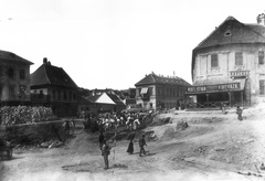 Hungary, Tabán, Budapest I., Szarvas tér, jobbra a Szarvas-ház. A felvétel 1894-ben készült., 1900, Fortepan, Klösz György, sign-board, construction, coffee house, Budapest, Fortepan #57560