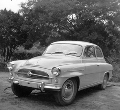 1960, Botár Angéla, csehszlovák gyártmány, Skoda-márka, automobil, Skoda Octavia, Fortepan #57920