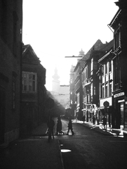 Magyarország, Győr, Kazinczy utca a Széchenyi tér felől a Bécsi kapu (Köztársaság) tér felé nézve., 1972, Nagy Zoltán, utcakép, életkép, rövidáru, Fortepan #58353