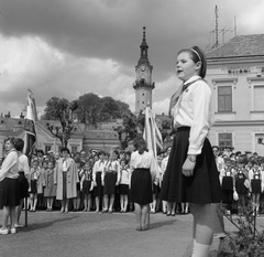 Hungary, Veszprém, Óváros tér., 1962, Nagy Gyula, pioneer, flag, wrist watch, Fortepan #58452