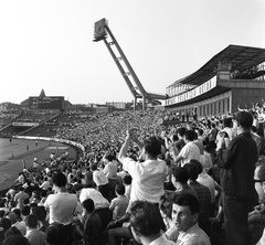 Hungary, Népstadion, Budapest XIV., 1963. június 30. Ferencváros - SZEAC mérkőzés., 1963, Nagy Gyula, Budapest, Fortepan #58514