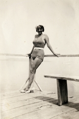 Hungary, Balatonföldvár, 1935, Zsilinszky Sándor, bathing suit, pier, Lake Balaton, Fortepan #58700