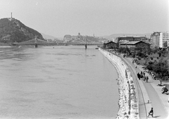 Magyarország, Budapest IX., a mai Nehru part a Petőfi híd pesti hídfőjéről nézve., 1968, Fortepan, híd, látkép, Duna, Budapest, Duna-híd, Feketeházy János-terv, Sávoly Pál-terv, Fortepan #5897