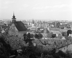 Szlovákia, Pozsony, kilátás a várból, bal oldalon a Szent Miklós-templom., 1965, Nagy Gyula, Csehszlovákia, látkép, madártávlat, Fortepan #59908