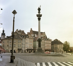 Lengyelország, Varsó, Plac Zamkowy, Zsigmond-oszlop. , 1965, Nagy Gyula, színes, szobor, III. Zsigmond lengyel király-ábrázolás, Fortepan #59953