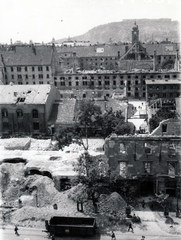 Magyarország, Budapest V., Károly körút és a Városháza (Főpolgármesteri Hivatal) romos épületei a Madách Imre tér felől nézve., 1945, Fortepan, templom, rom, vagon, Budapest, Fortepan #60152