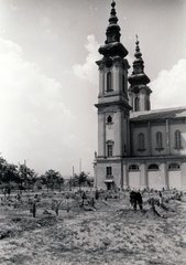 Magyarország, Budapest XI., Villányi út, Szent Imre-templom., 1945, Fortepan, templom, barokk-stílus, sírhalom, Budapest, Fortepan #60168