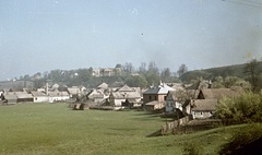 Szlovákia, Losonc, (Losoncapátfalva), látkép a vonatból, szemben a Prónay-kastély., 1959, Zsanda Zsolt, Vajszada Károly, Csehszlovákia, színes, Fortepan #60241