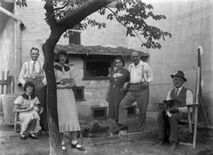 1930, Zsohár Zsuzsa, yard, tableau, poultry, deck chair, Fortepan #60312