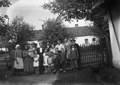 1930, Zsohár Zsuzsa, village, tableau, folk costume, Fortepan #60319