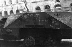 Hungary, Budapest VIII., Üllői út, kiégett szovjet BTR-152 páncélozott lövészszállító jármű, háttérben 30. és 32. számú ház., 1956, Fortepan, Soviet brand, revolution, wreck, combat vehicle, Budapest, Fortepan #60341