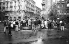 Magyarország, Budapest V., a Báthory utca és a Hold (Rosenberg házaspár) utca kereszteződésénél található tér, Batthyány örökmécses., 1988, Philipp Tibor, Budapest, rendszerváltás, Fortepan #60433