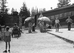 Lengyelország,Lengyel Magas-Tátra, Zakopane, Gubalowka hegy a sikló felső állomásánál., 1967, Lencse Zoltán, jelmez, medve, Tátra hegység, Fortepan #60945