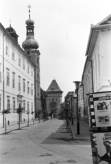 Magyarország, Kőszeg, Rajnis utca a Jurisics tér felé nézve. Szemben a Szent Imre templom tornya és a Hősök kapuja., 1964, Lencse Zoltán, Fortepan #61033