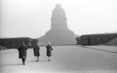 Germany, Leipzig, Népek csatája emlékmű (Völkerschlatdenkmal)., 1971, Lencse Zoltán, architectural heritage, GDR, fog, Bruno Schmitz-design, Fortepan #61099