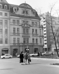 Germany, Leipzig, Sachsenplatz, szemben a Katharinenstrasse - Brühl sarok. Ma a lipcsei Szépművészeti Múzeum áll a tér helyén., 1971, Lencse Zoltán, GDR, Fortepan #61127