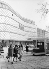 Germany, Leipzig, Brühl a Richard Wagner Platz felől nézve, szemben a Konsument Áruház., 1971, Lencse Zoltán, GDR, Fortepan #61129