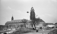 Germany, Dresden, Georgplatz, a háttérben balra a Kreuzkirche, jobbra a Városháza tornya., 1971, Lencse Zoltán, GDR, Fortepan #61158