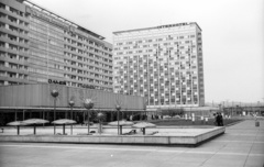 Germany, Dresden, Prager Strasse., 1971, Lencse Zoltán, hotel, GDR, Fortepan #61178