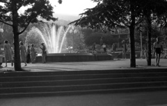 Ukraine,Crimean Peninsula, Yalta, Junoszty szökőkút., 1962, Lencse Zoltán, Soviet Union, fountain, Fortepan #61237