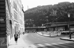 Hungary, Tabán, Budapest I., Döbrentei utca, balra a Fátyol utca torkolata., 1968, Lencse Zoltán, freedom, street name sign, Budapest, Saint Gerard-portrayal, crosswalk, Fortepan #61257