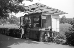 Poland, 1971, Lencse Zoltán, ice cream seller, Fortepan #61307