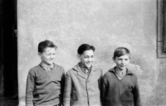 1959, Lipovits Károly, portrait, boys, three people, Fortepan #61716