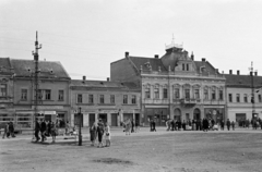 Magyarország, Csorna, Szent István (Szabadság) tér., 1955, Lipovits Károly, utcakép, Fortepan #61902