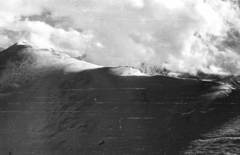 Poland,Tatry Wysokie, Beszkid-csúcs a Kasprowy-csúcs felől nézve., 1969, A R, snow, clouds, Tatra Mountains, Fortepan #62038