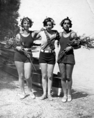 1930, A R, bathing suit, women, boat, bouquet, hair clip, arms around shoulders, winner's wreath, Fortepan #62191