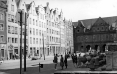 Lengyelország, Gdańsk, Hosszú Piac (Dlugi Targ) a Zöld Kapu (Brama Zielona) felé nézve., 1957, A R, kapu, Regnier van Amsterdam-terv, Hans Kramer-terv, Manierizmus, Fortepan #62399