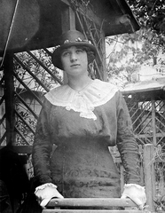 1915, Fortepan, portrait, hat, garden, woman, garden pavilion, lace collar, Fortepan #6317