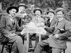 1915, Fortepan, hat, garden, happiness, men, drinking, fun, posture, gesture, Fortepan #6358