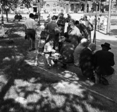 Magyarország, Budapest VII., Almássy tér., 1965, Magyar Rendőr, Budapest, Fortepan #65154