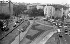 Magyarország, Budapest VIII.,Budapest V.,Budapest IX., Kálvin tér és a Magyar Nemzeti Múzeum a református templom tornyából nézve., 1966, Magyar Rendőr, Ikarus 60T, Ikarus 620/630, Ikarus 60T csuklós, Budapest, forgalom, Fortepan #65377