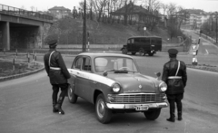 Magyarország, Budapest XI., Villányi út és az Alsóhegy utca a Karolina út felől nézve., 1967, Magyar Rendőr, Moszkvics-márka, rendőrjármű, Budapest, halottaskocsi, Moszkvics 403, rendszám, Fortepan #65491