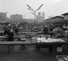 Magyarország, Budapest XIII., Lehel (Élmunkás) téri piac., 1968, Magyar Rendőr, Budapest, Fortepan #65602