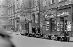 Magyarország, Budapest VII., Murányi utca 10. Frankel Leó Szakközép- és Szakmunkás iskola (előtte MÜM 13. sz. szakmunkástanuló intézet)., 1968, Magyar Rendőr, Budapest, Fortepan #65643