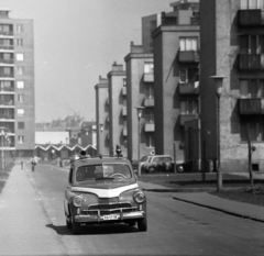 Magyarország, Kecskemét, Szabó Kálmán (Zalka Máté) utca., 1968, Magyar Rendőr, rendőrjármű, sziréna, rendszám, FSO Warszawa, Fortepan #65654