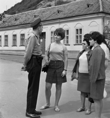 Hungary, Esztergom, Bajcsy-Zsilinszky út., 1968, Magyar Rendőr, Fortepan #65737