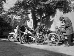 Magyarország, Császártöltés, 1969, Magyar Rendőr, Csepel 125/T, Danuvia 125, Simson Schwalbe, Romet Komar, Fortepan #65789