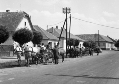 Magyarország, Ócsa, Bajcsy-Zsiilinszky utca a Hősök tere felé nézve., 1972, Magyar Rendőr, szekér, Fortepan #65925