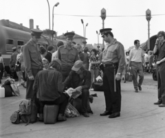 Magyarország, Budapest I., Déli pályaudvar., 1972, Magyar Rendőr, fényjelző, Budapest, Fortepan #65935