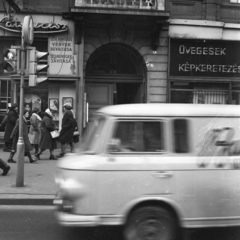 Magyarország, Budapest V., Szent István körút 21., 1974, Magyar Rendőr, Barkas-márka, mikrobusz, Budapest, Fortepan #66013